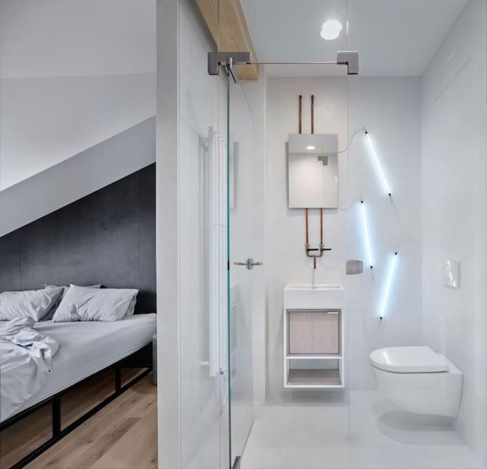 Rooftop Penthouse With Terrace, Prime Location Prag Exteriör bild